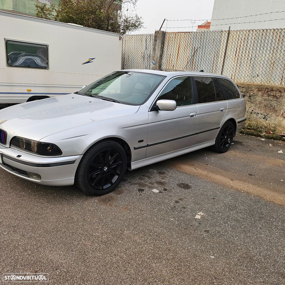 BMW 530 dA Touring - 1