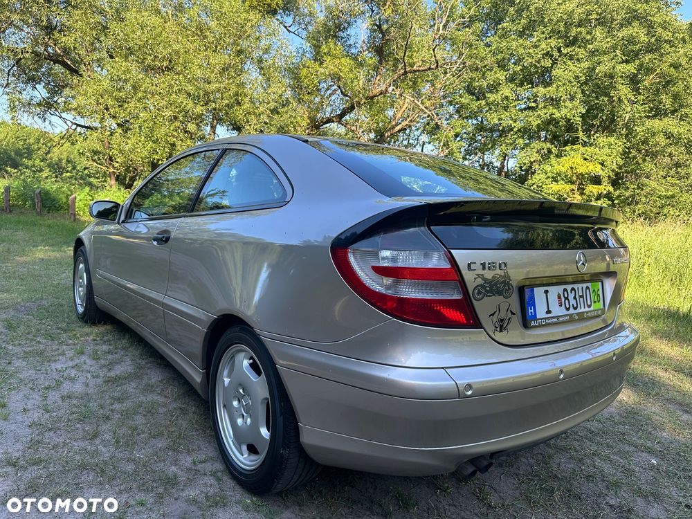 Mercedes-Benz Klasa C 180 Kompressor Sportcoupe - 14