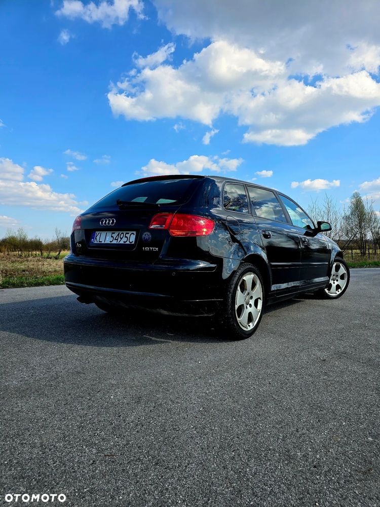 Audi A3 Sportback 1.9 TDI DPF Ambiente - 23