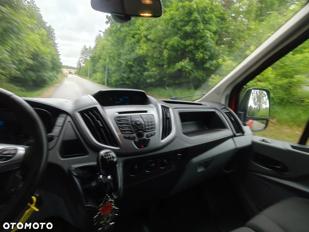 Ford Transit - 22