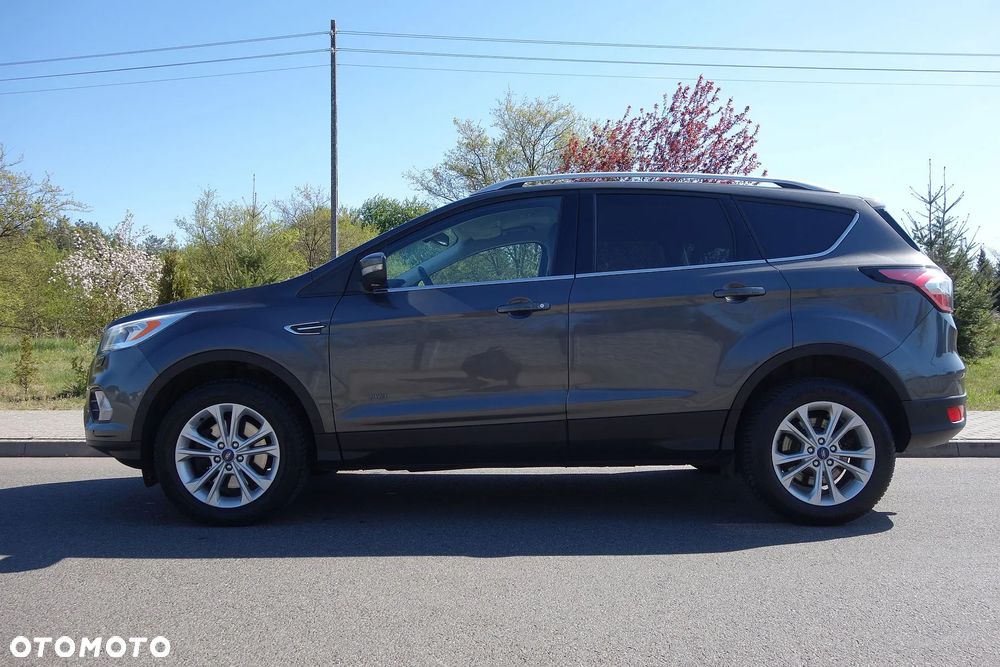 Ford Kuga 2.0 TDCi 4x4 Titanium - 23