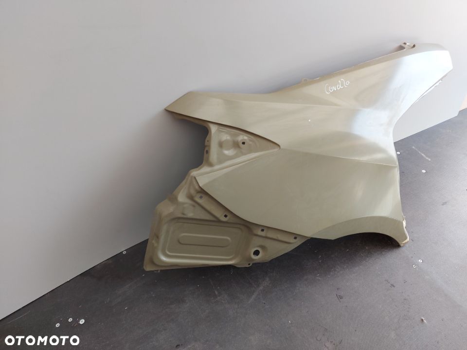 Corolla E16 Błotnik Tylny Prawy - 2