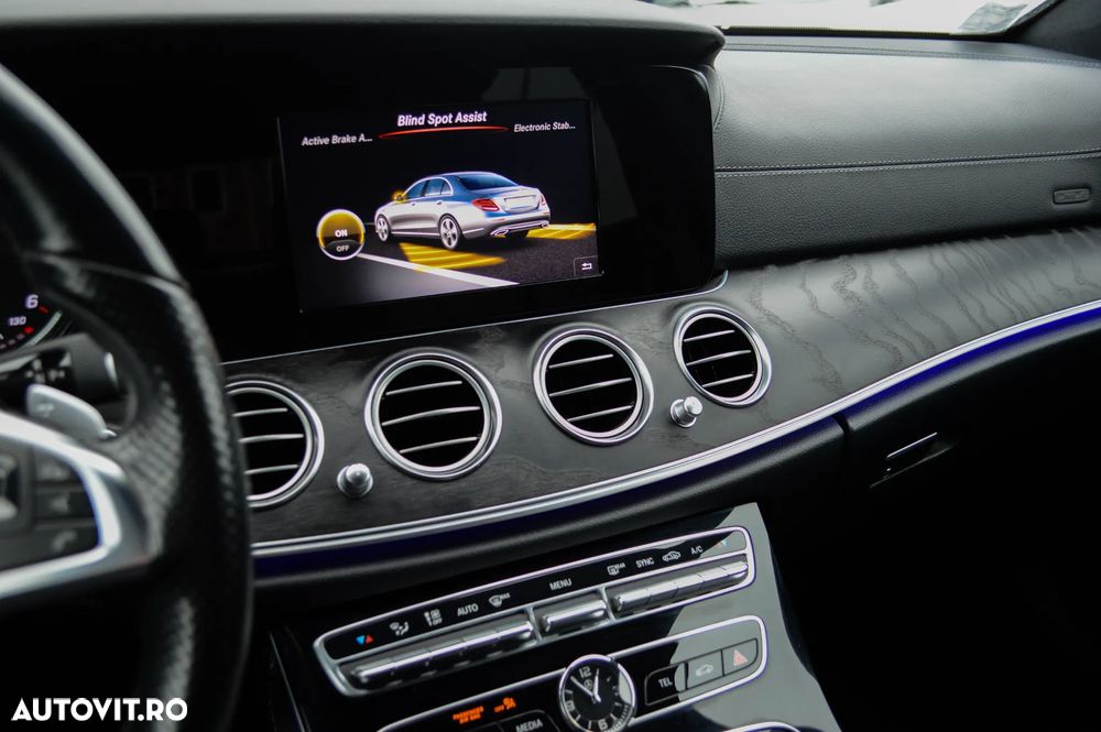 Mercedes-Benz E 220 d 9G-TRONIC AMG Line - 30