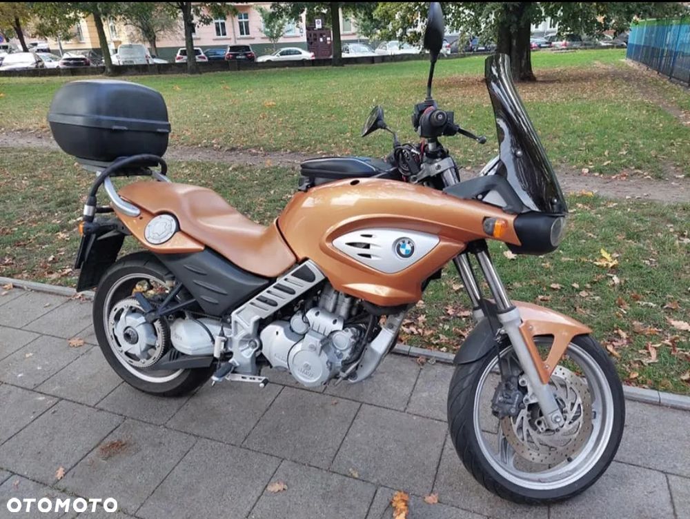 BMW CS - 4
