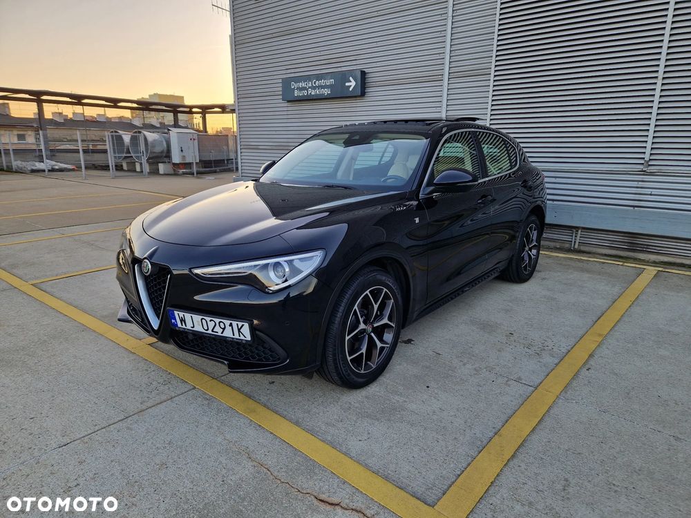 Alfa Romeo Stelvio 2.0 Turbo TI Q4 - 10