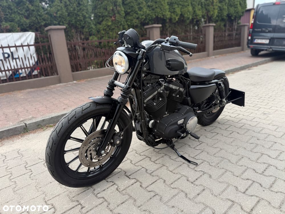 Harley-Davidson Sportster Iron 883 - 25