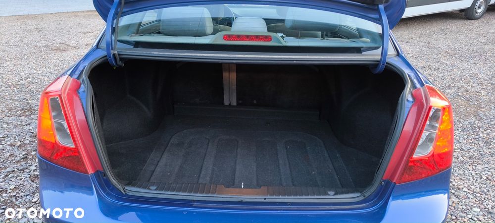 Chevrolet Nubira - 20