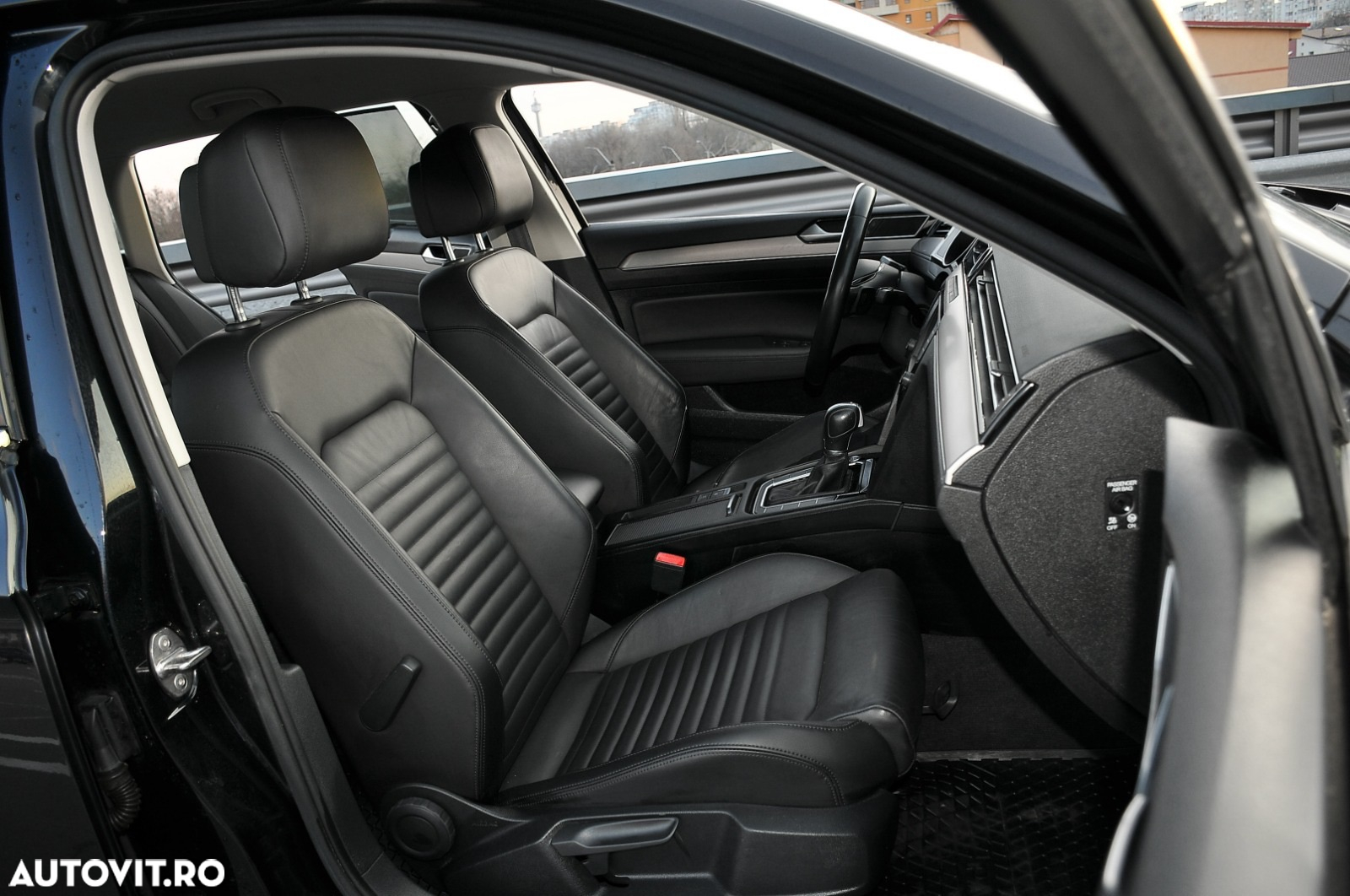 Volkswagen Passat - 17