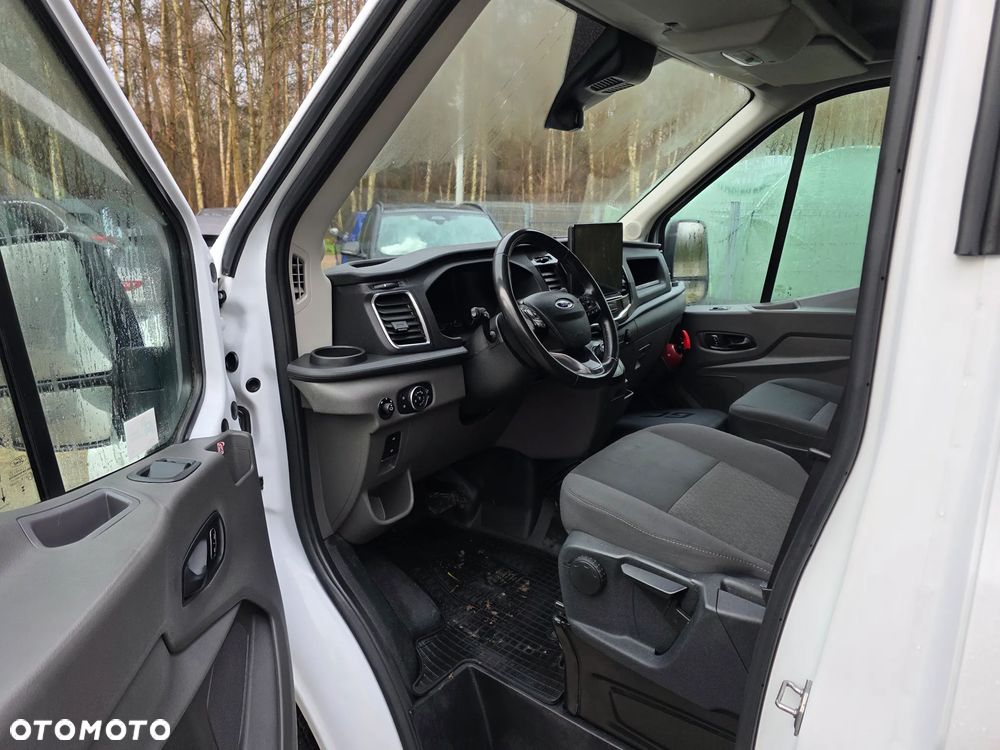 Ford Transit - 9