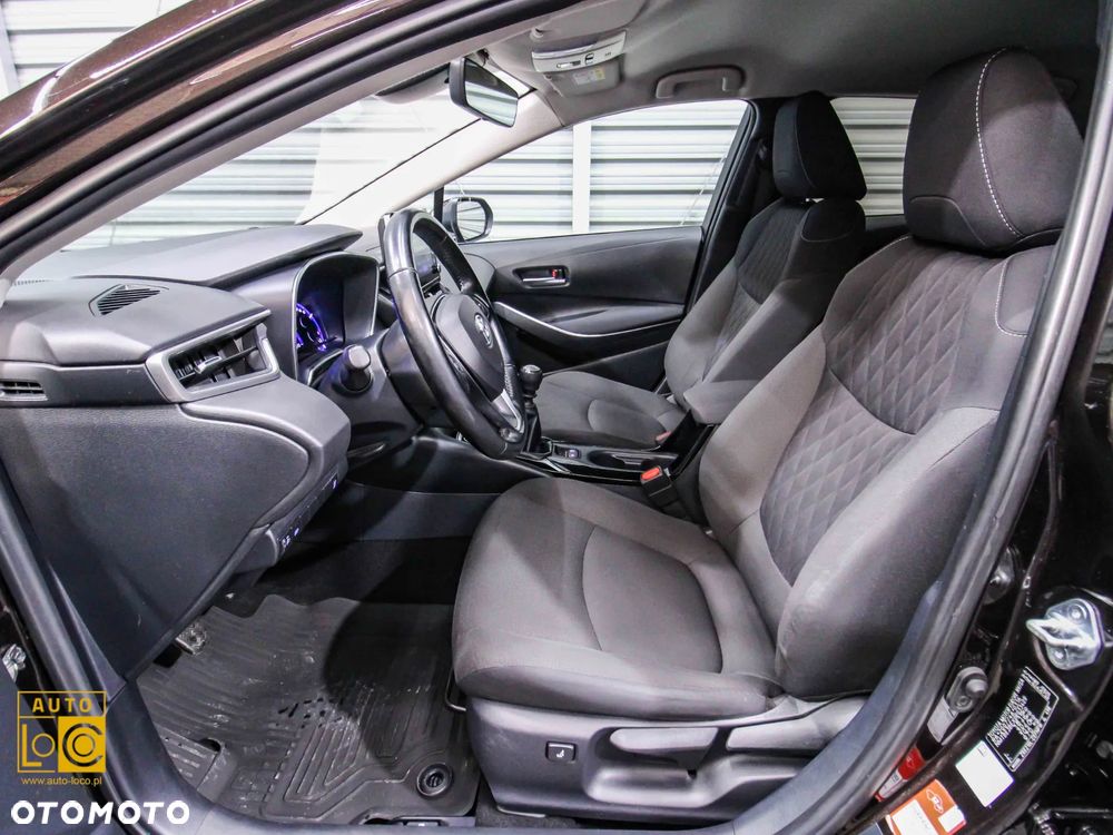 Toyota Corolla 1.6 Comfort - 12