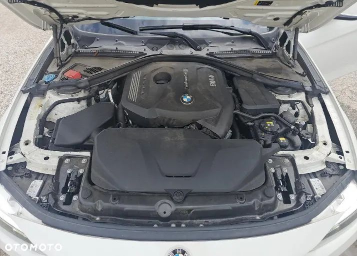 BMW Seria 3 330i Edition Luxury Line Purity - 12