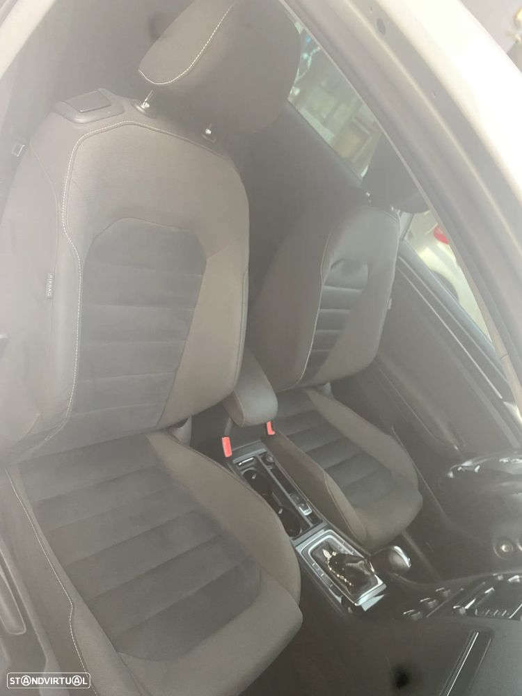 VW Golf 1.6 TDi DPF BlueMotion DSG Trendline - 12