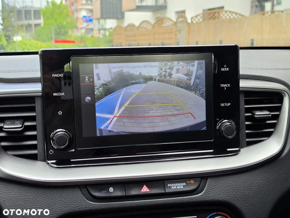 Kia Ceed 1.5 T-GDI M - 26