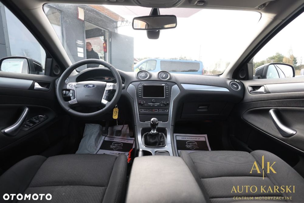 Ford Mondeo 1.6 T Titanium - 38