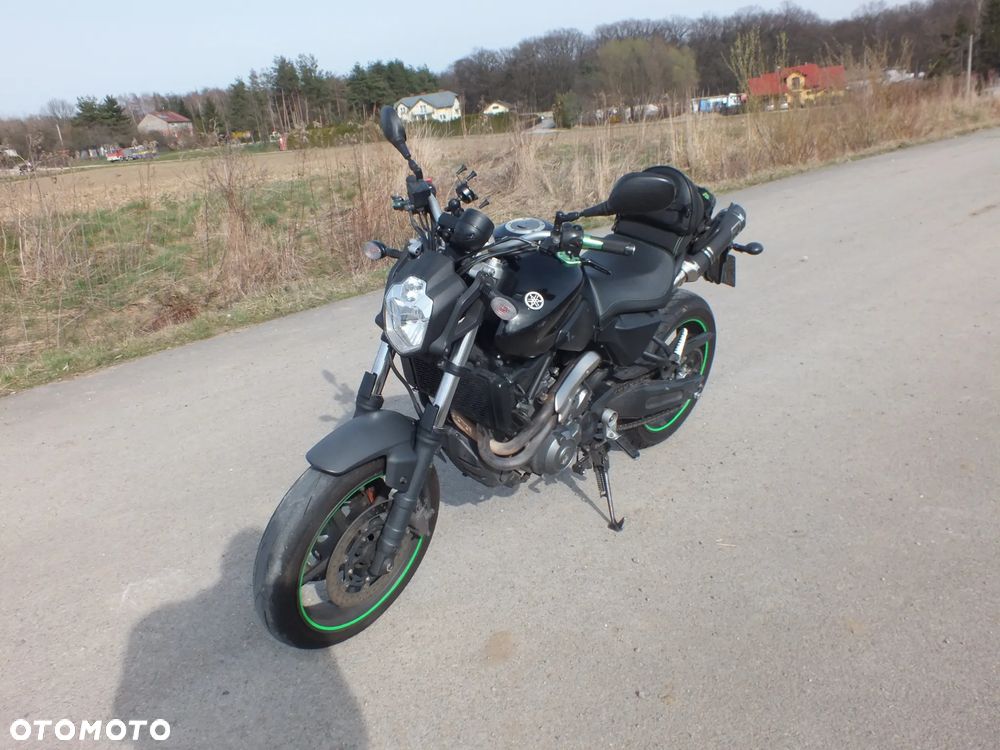 Yamaha MT - 6