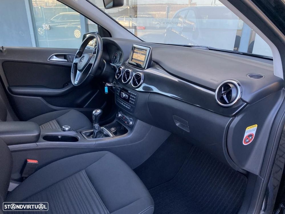 Mercedes-Benz B 180 CDI BlueEFFICIENCY - 10