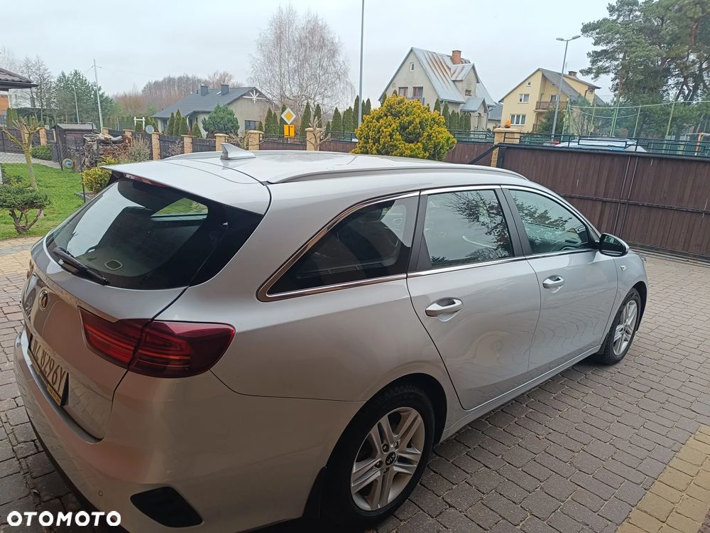 Kia Ceed 1.6 CRDi SCR M DCT - 5