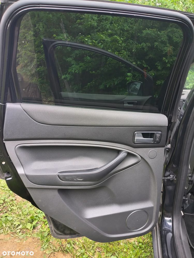 Ford Kuga 2.0 TDCi 4WD Titanium - 12