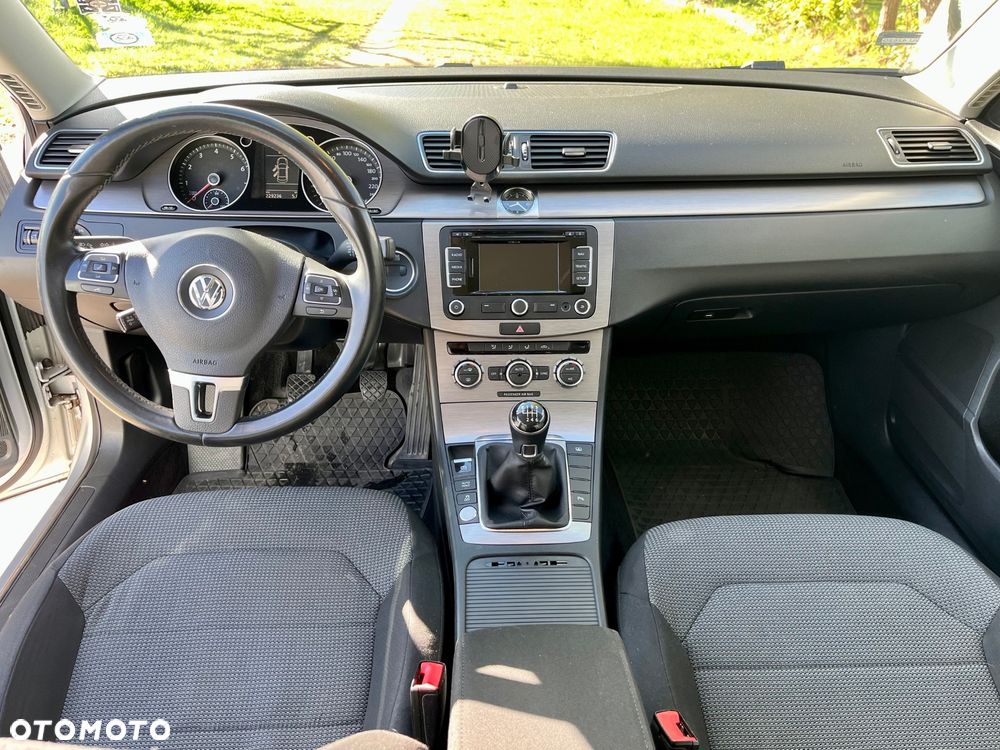 Volkswagen Passat 1.4 TSI BMT Comfortline - 8
