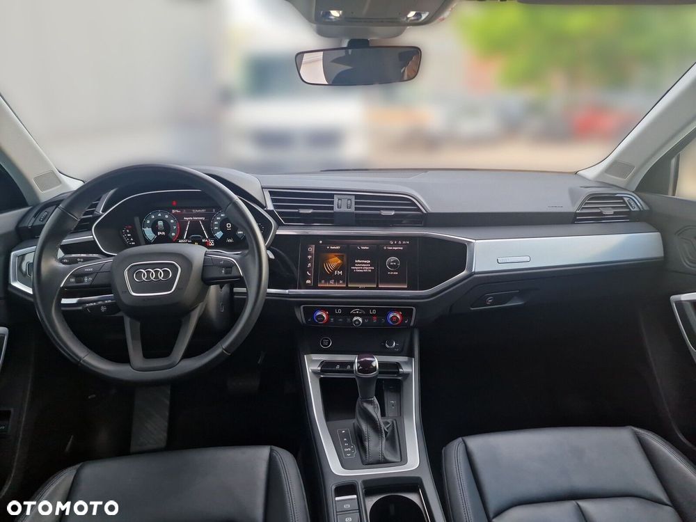 Audi Q3 - 21
