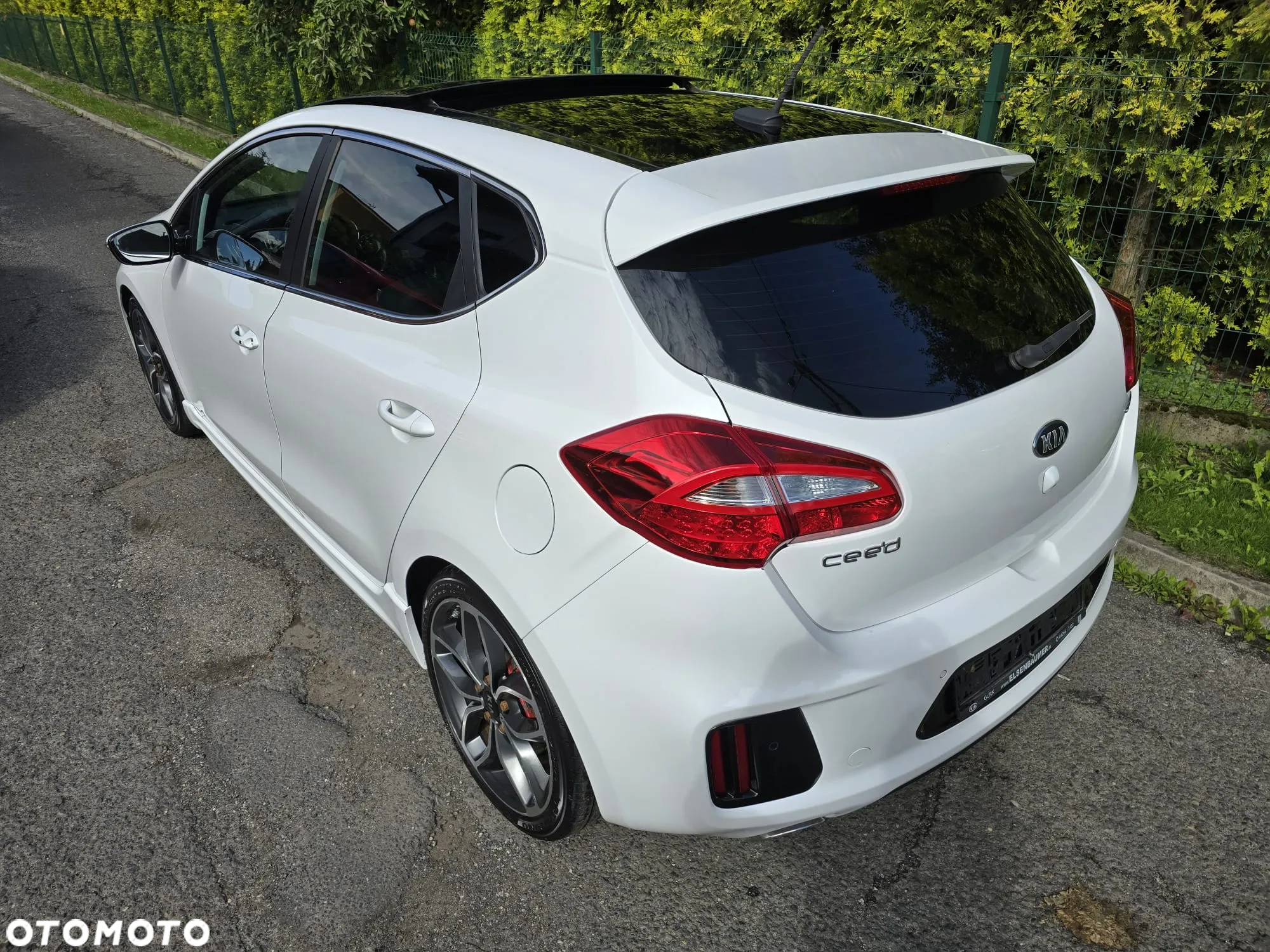 Kia Ceed 1.6 T-GDI GT - 13