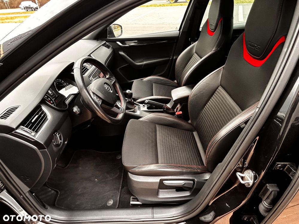 Skoda Octavia 2.0 TDI (Green tec) RS - 25