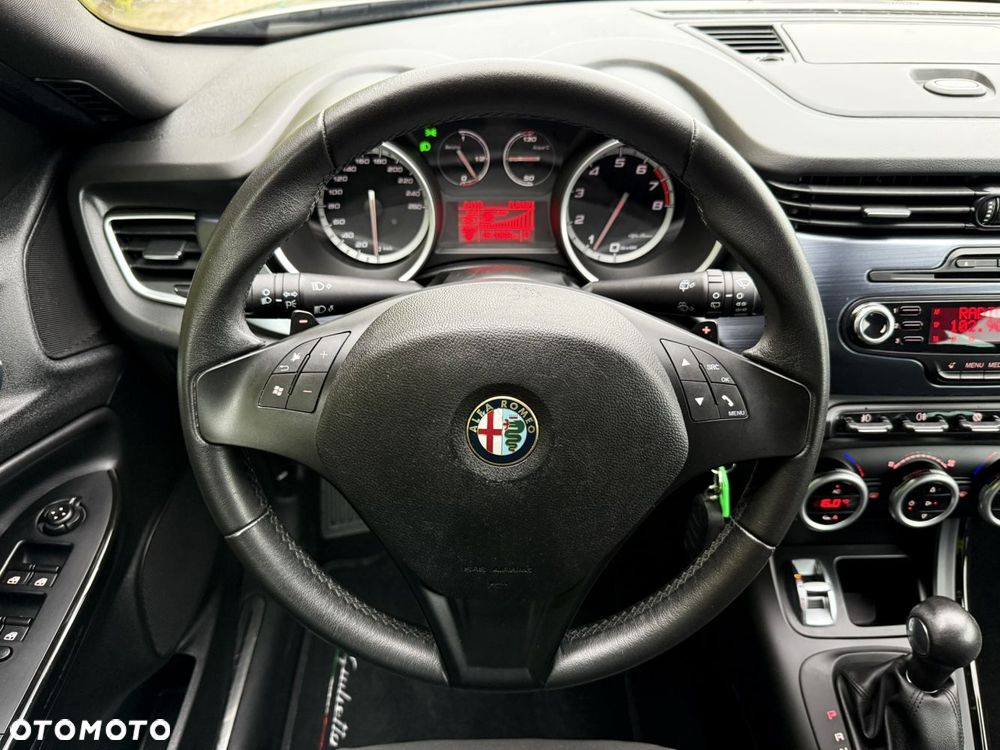 Alfa Romeo Giulietta - 24
