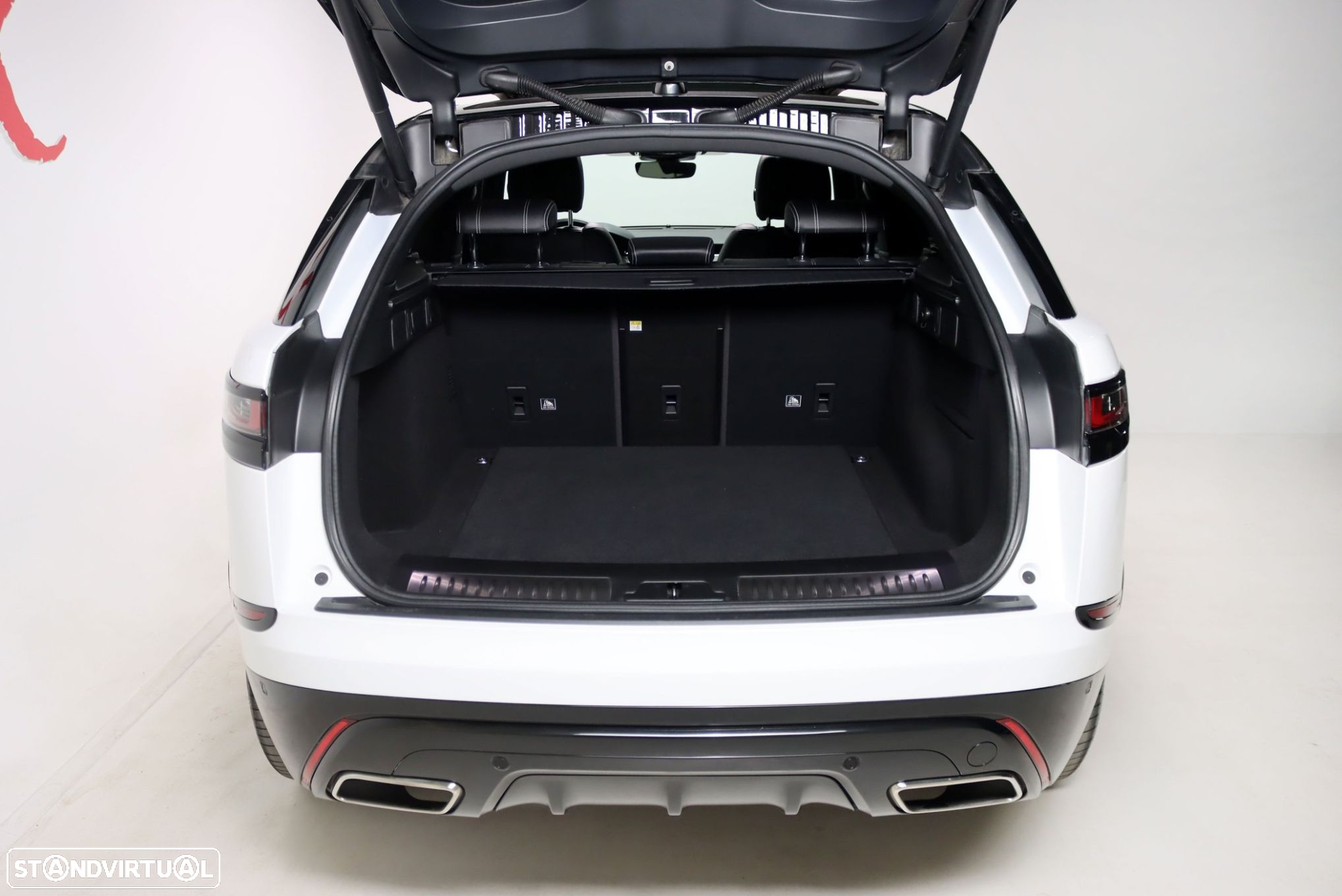 Land Rover Range Rover Velar 3.0 D R-Dynamic - 44
