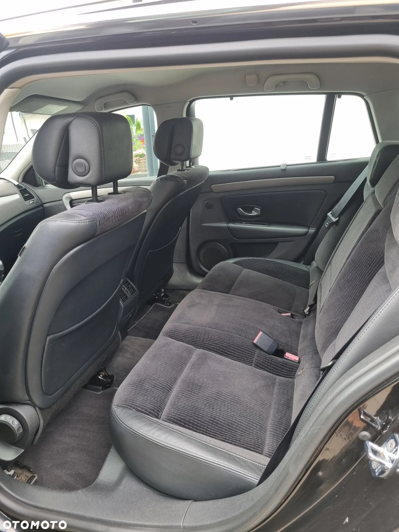 Renault Laguna 2.0 DCi Privilege - 16