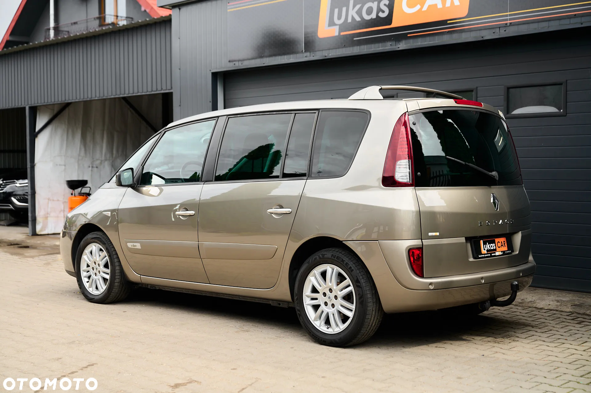 Renault Espace 2.0 dCi 175 FAP Initiale - 32