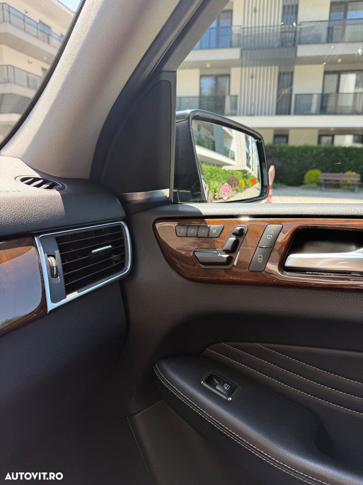 Mercedes-Benz ML 350 BlueTec 4MATIC Aut - 2