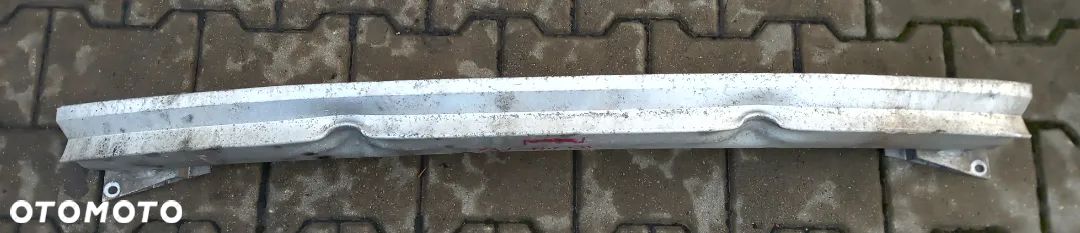 Audi A3 8P 3D belka zderzaka tył tylnego - 1