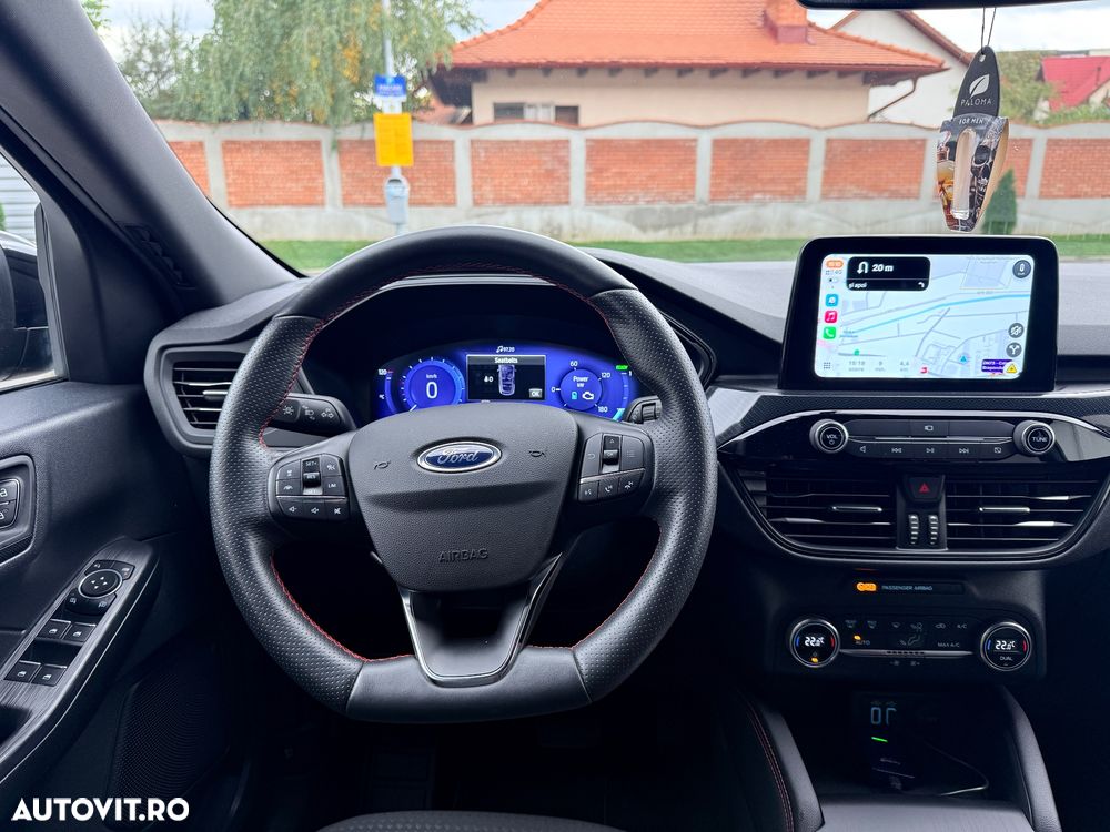 Ford Kuga 2.5 Duratec FHEV ST-LINE - 16