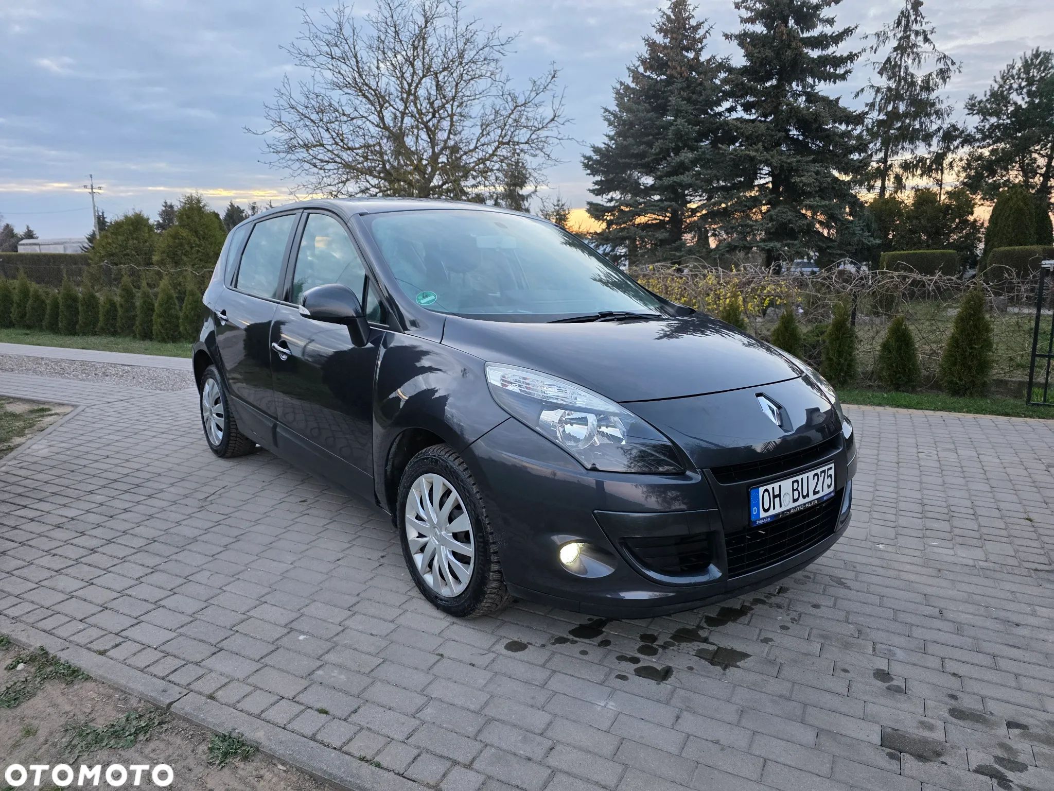 Renault Scenic 1.6 16V 110 Expression - 1