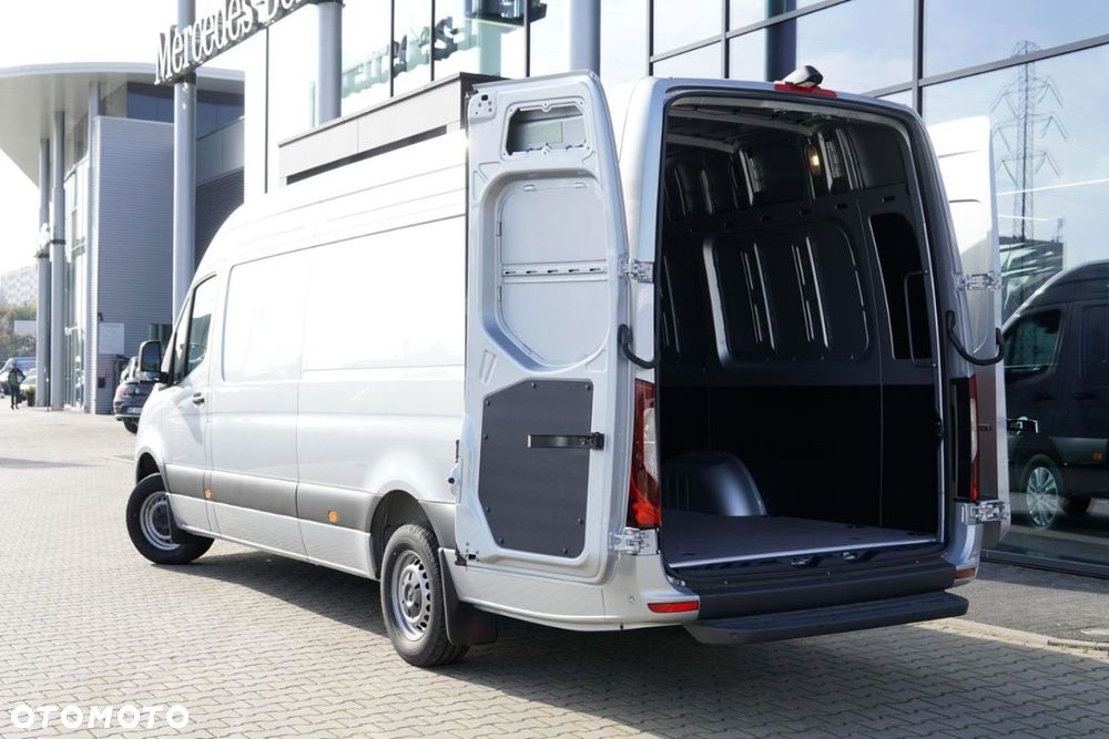 Mercedes-Benz Sprinter - 6