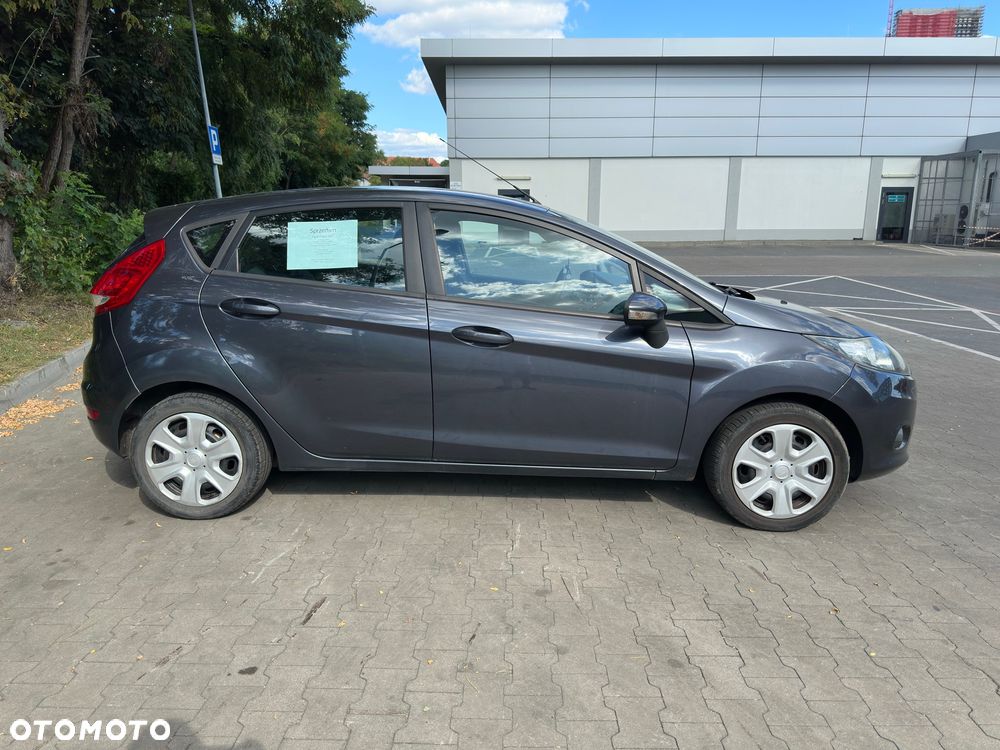 Ford Fiesta - 5