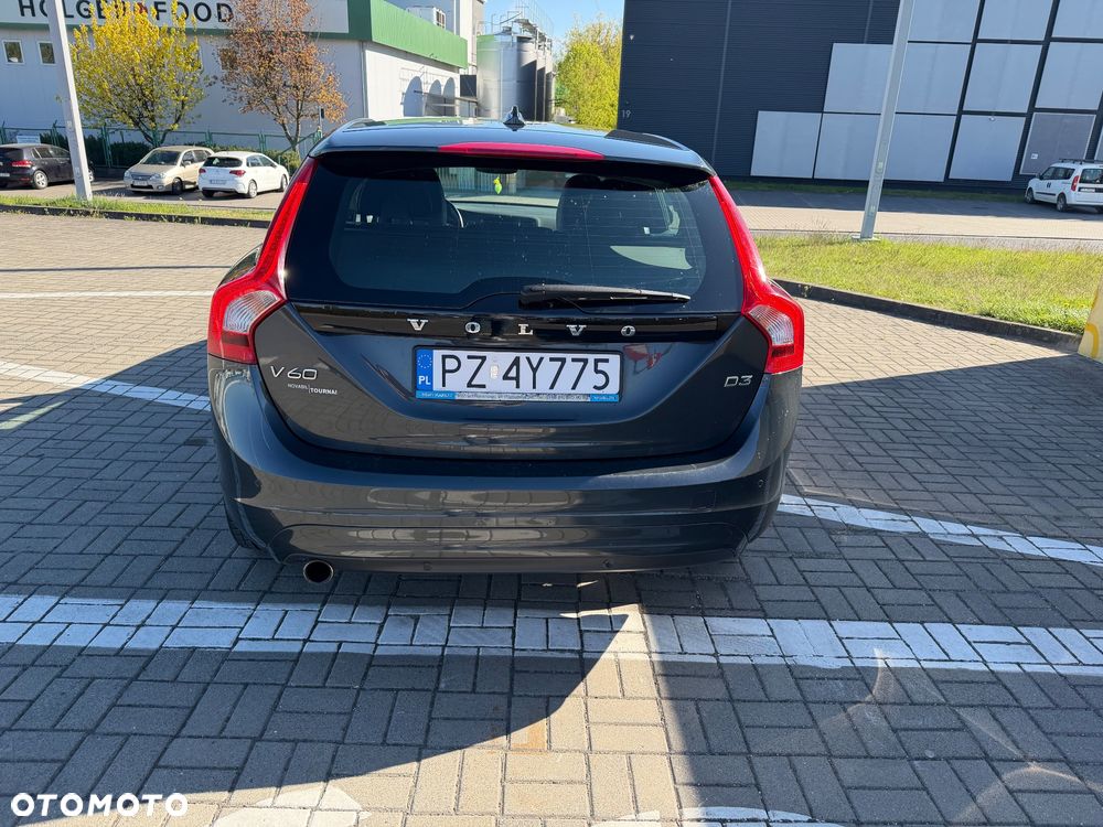 Volvo V60 D3 Kinetic - 15