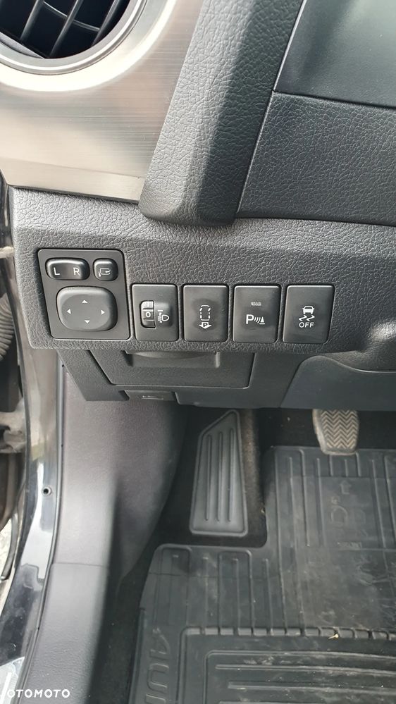 Toyota Auris - 24