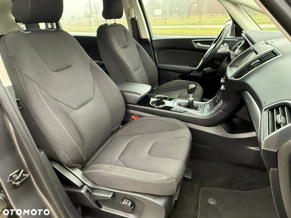 Ford S-Max 2.0 TDCi Titanium - 34