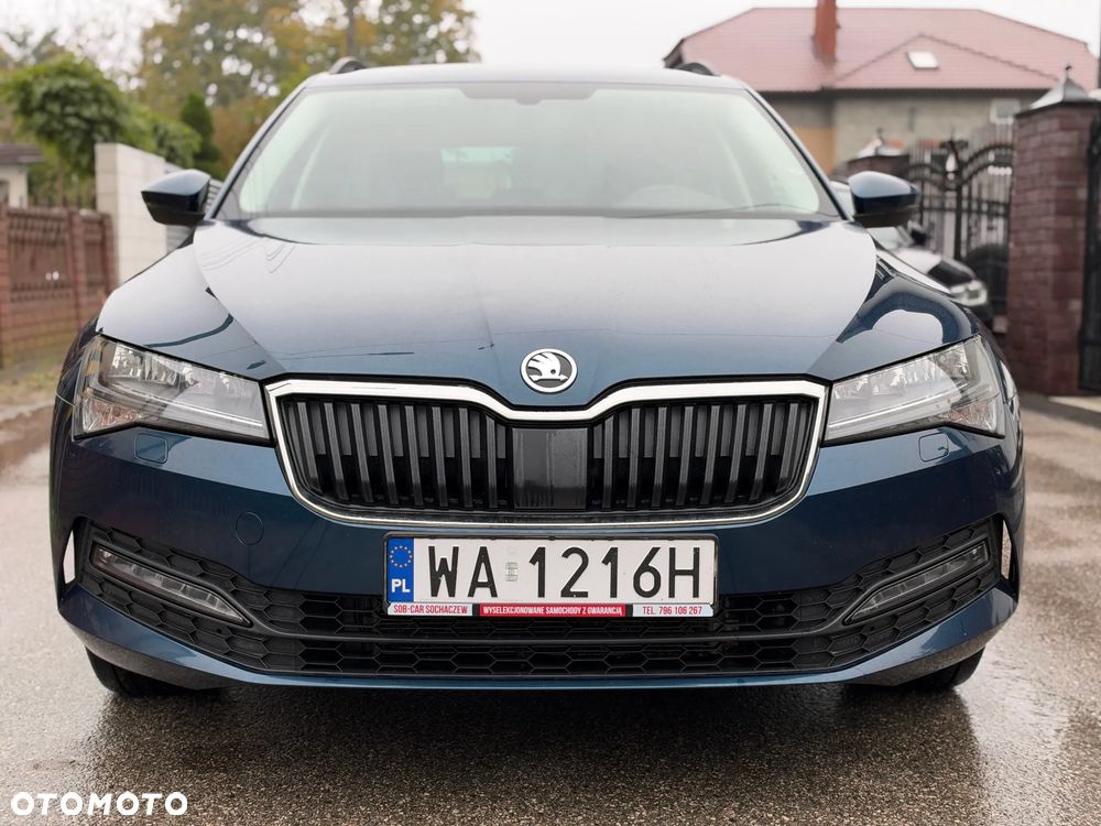 Skoda Superb 2022 photo 2