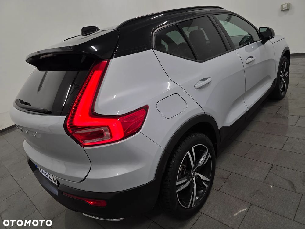 Volvo XC 40 D3 SCR R-Design - 6
