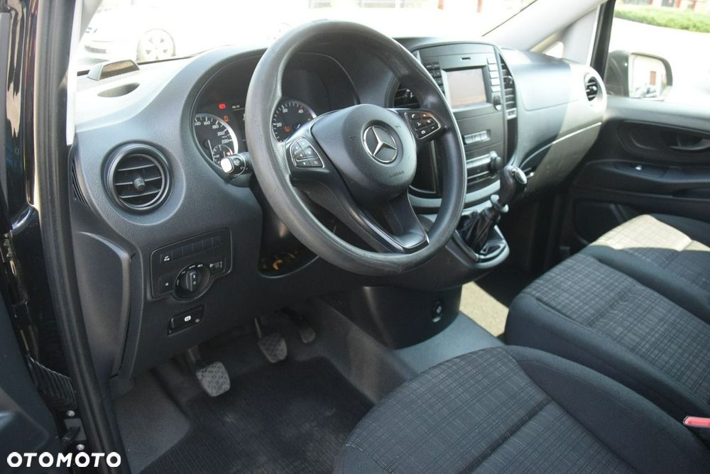 Mercedes-Benz Vito - 26