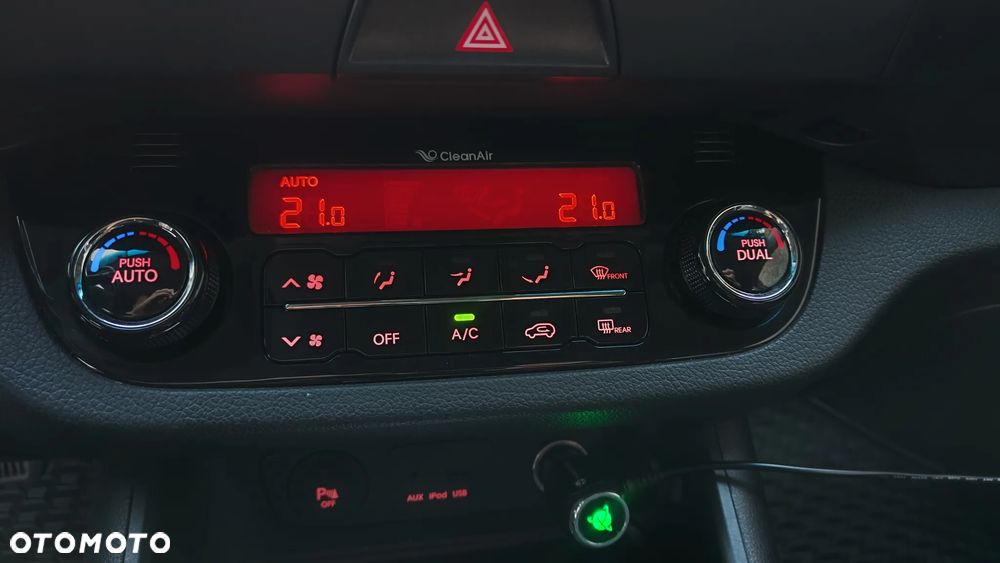 Kia Sportage 2.0 CVVT 4WD Automatik Spirit - 27