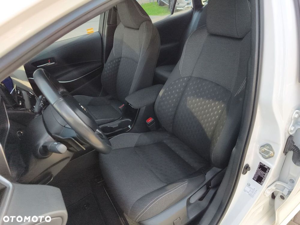 Toyota Corolla 2.0 Hybrid Comfort - 18