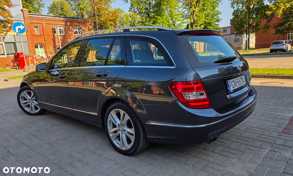 Mercedes-Benz Klasa C 180 (BlueEFFICIENCY) Avantgarde - 3