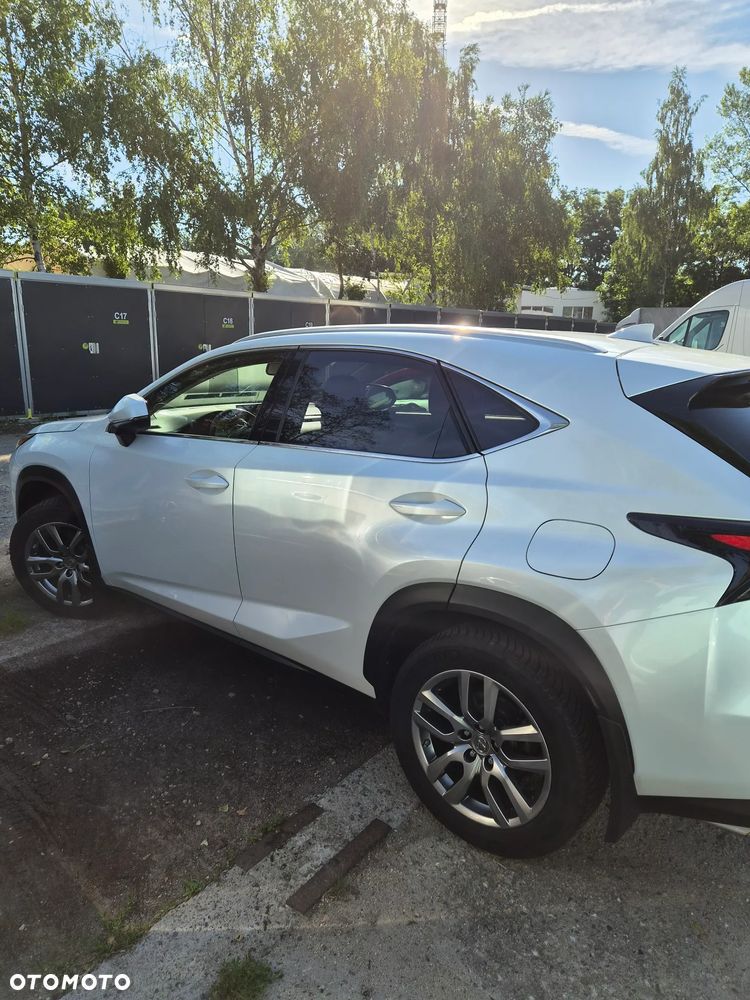 Lexus NX 200t Comfort AWD - 10