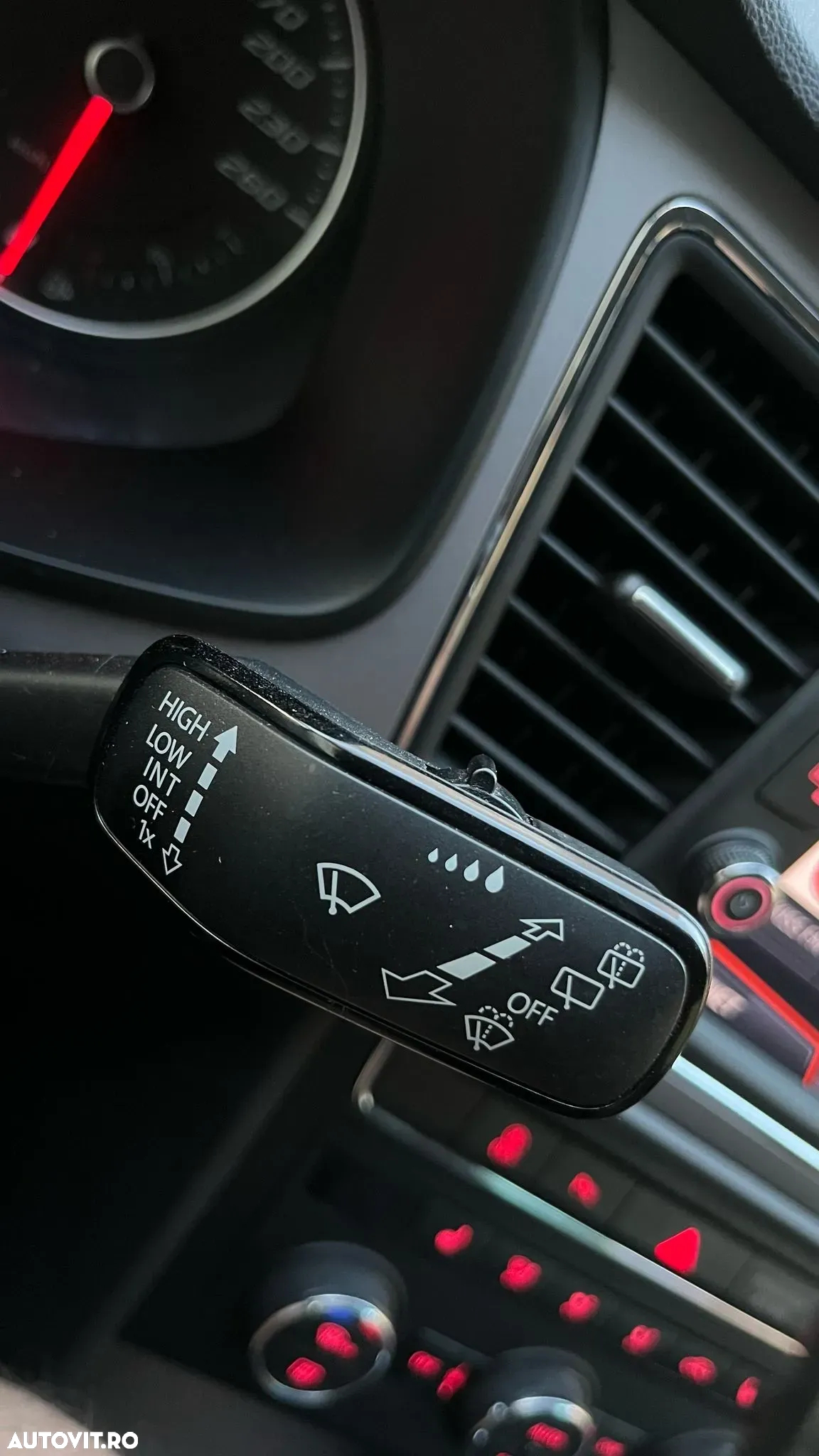 Seat Leon ST 2.0 TDI Start&Stop DSG Xcellence - 11