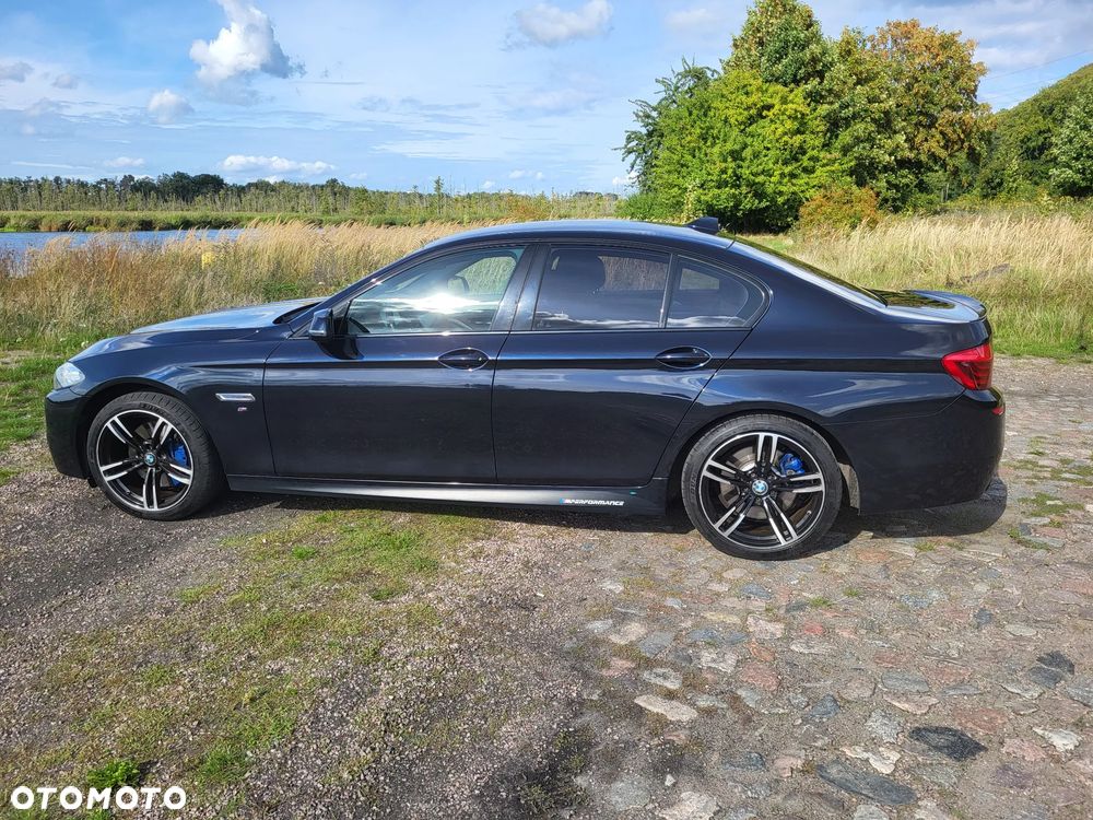 BMW Seria 5 530d xDrive - 4