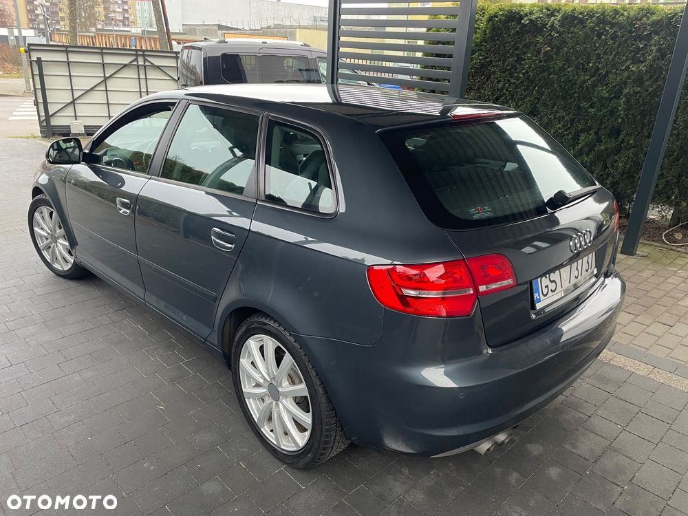 Audi A3 Sportback 2.0 TDI DPF Ambiente - 3