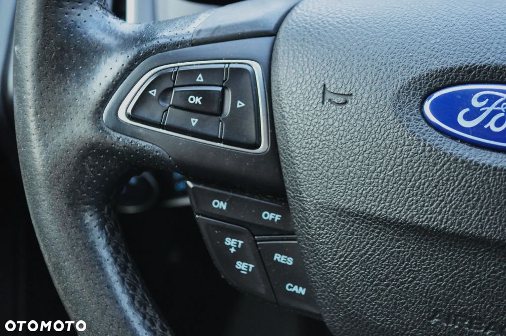 Ford Focus 2.0 EcoBoost ST - 15